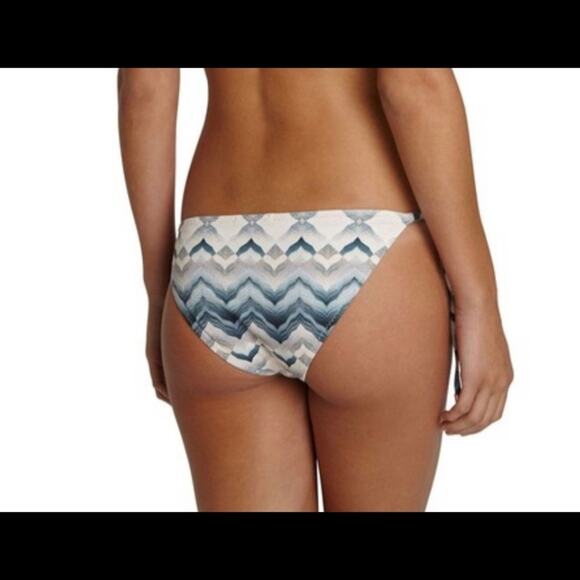 EBERJEY Varadero Eva Bikini Bottoms. Small - Picture 3 of 9